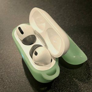 Apple Airpod Pro with Green Silicon Case - like new